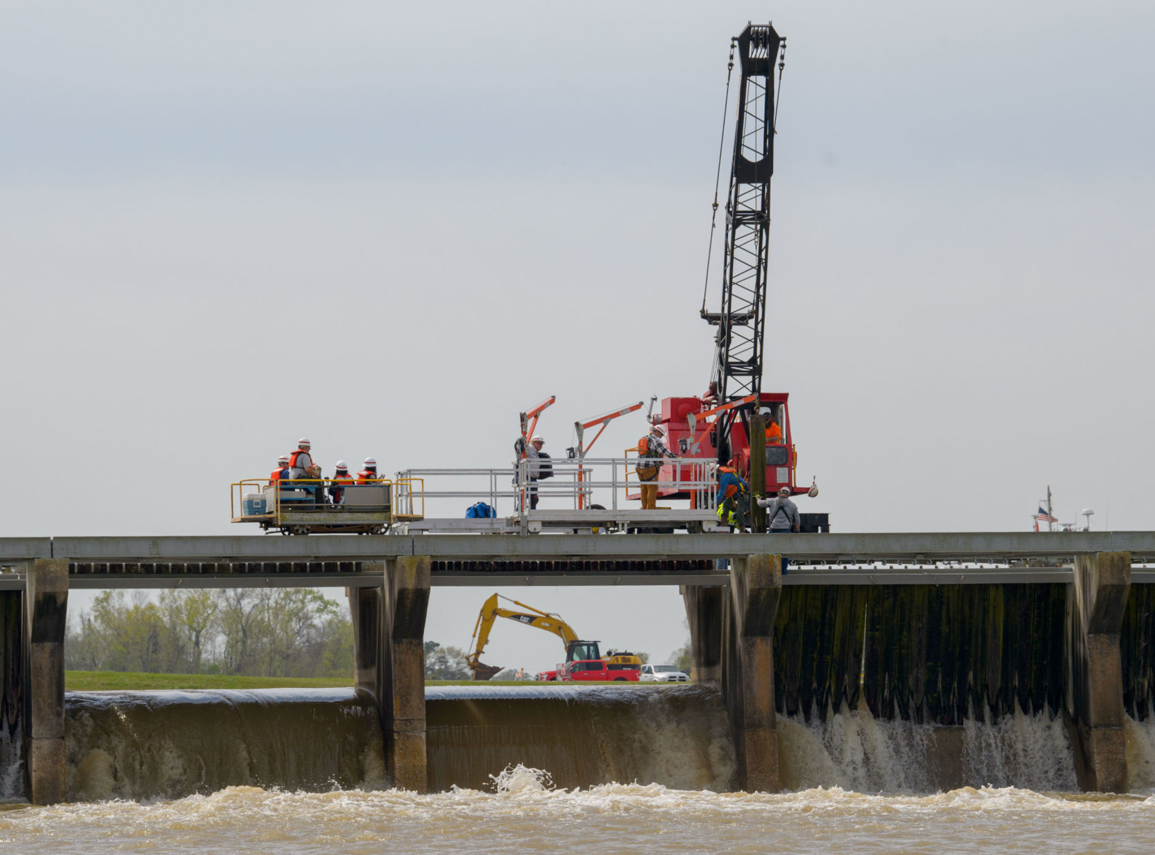 NO.spillwayopens.030918.017